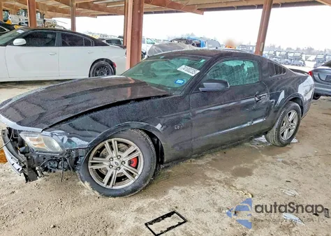 2012 Ford Mustang z USA, uszkodzony, nr VIN 1ZVBP8AM0C5288272